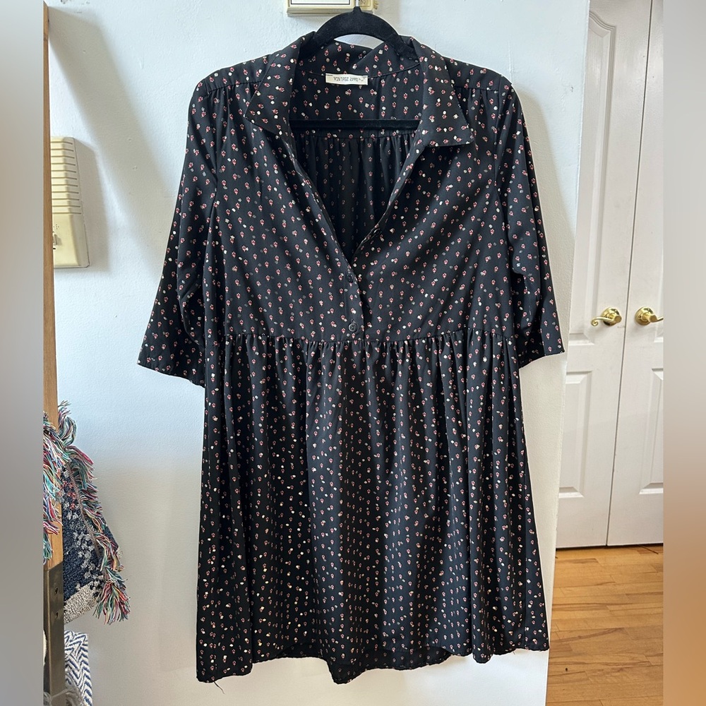 Parisian Vintage Love Shift Dress